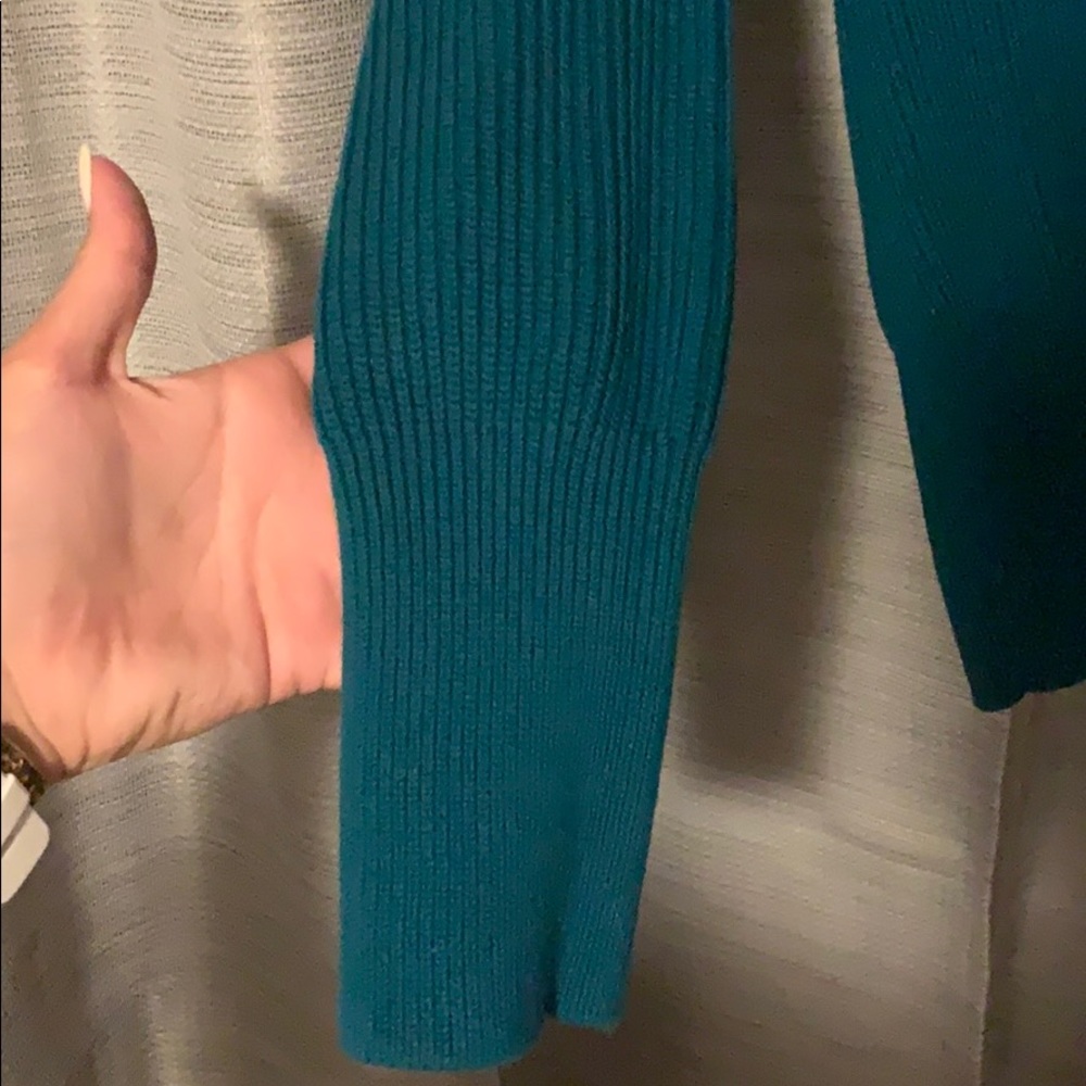 Sweater - Picture 3 of 5